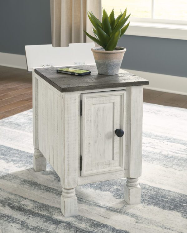 Havalance Chair Side End Table - Image 2