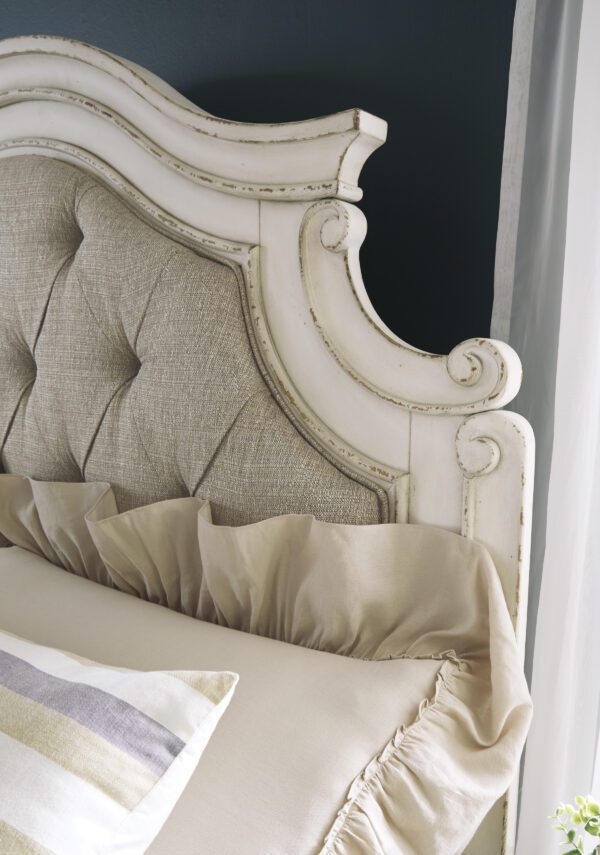 Realyn King Upholstered Panel Bed - Image 2