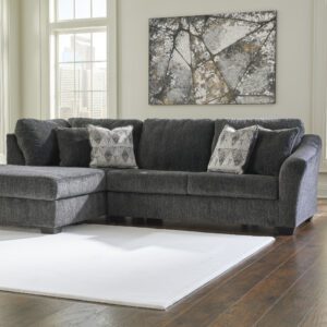Biddeford 2-Piece Sectional with Chaise
